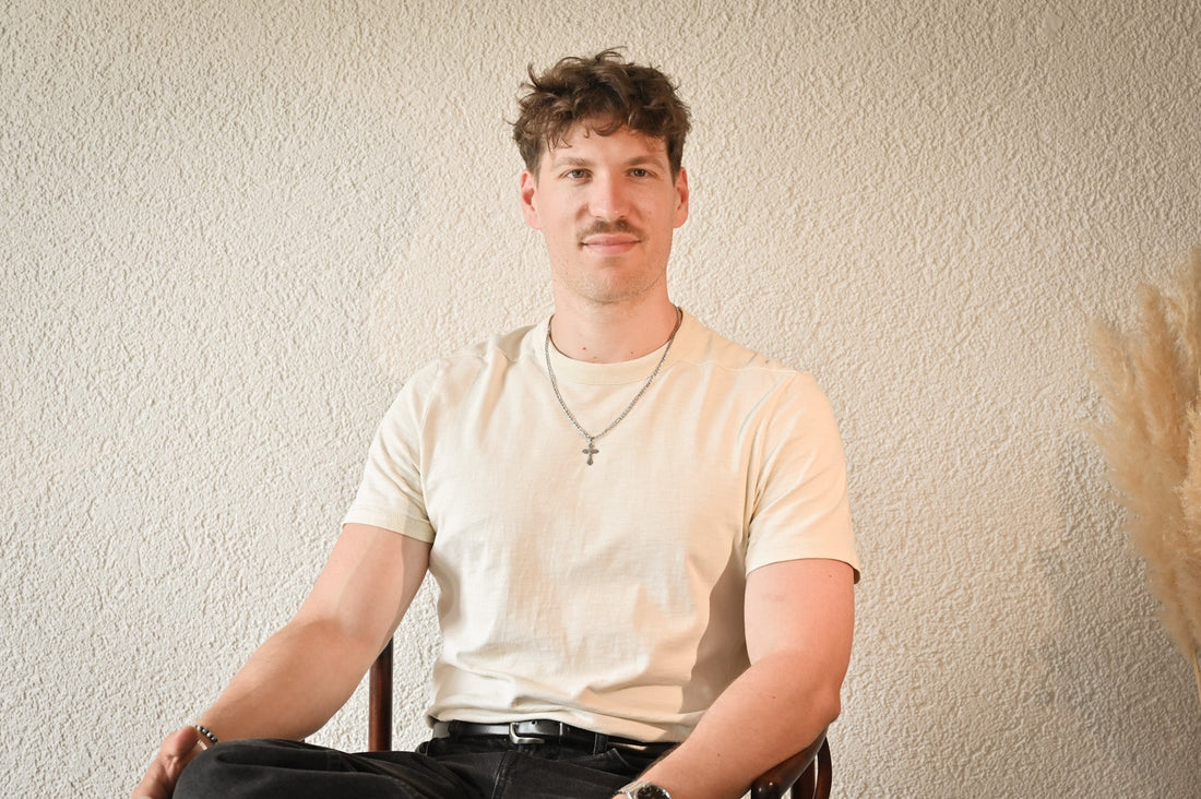 Simon Naclerio - Kinesiology